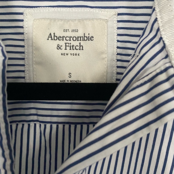 Abercrombie & Fitch Polo Shirt size Smal - Picture 2 of 2